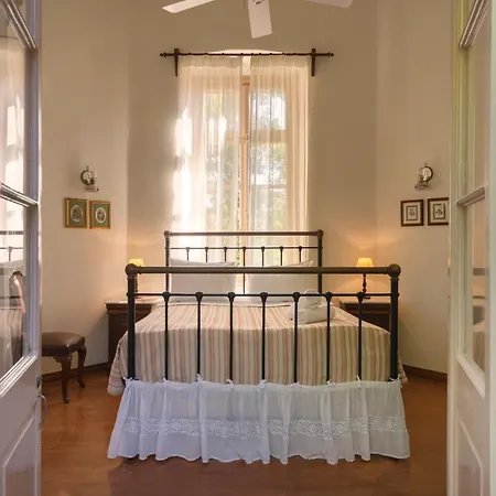 Archontiko Angelou Hotel