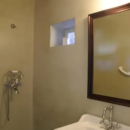 Archontiko Angelou 2*