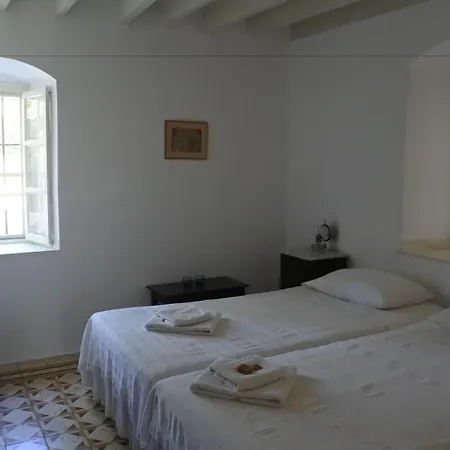 Archontiko Angelou Hotel 2*