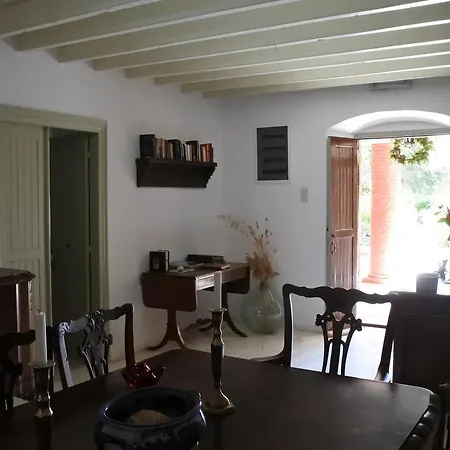 Archontiko Angelou 2*