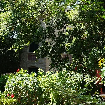 Hotel Archontiko Angelou 2*