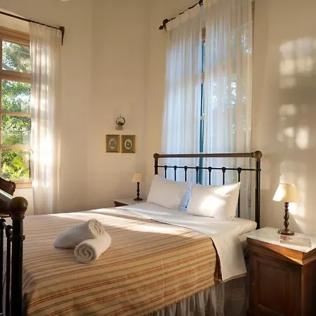 Archontiko Angelou Guest house