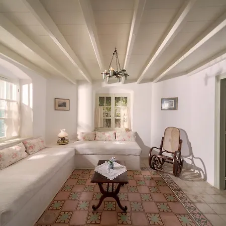 Archontiko Angelou Guest house